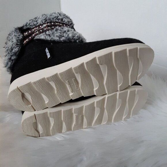 Muk Luks Women's Winter Boot size 7M - Picture 9 of 9